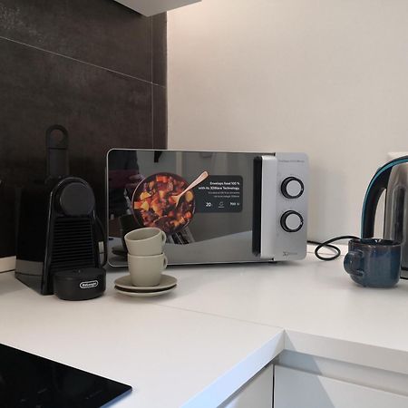 Ihost Apartment - Adriatico 6 ミラノ エクステリア 写真