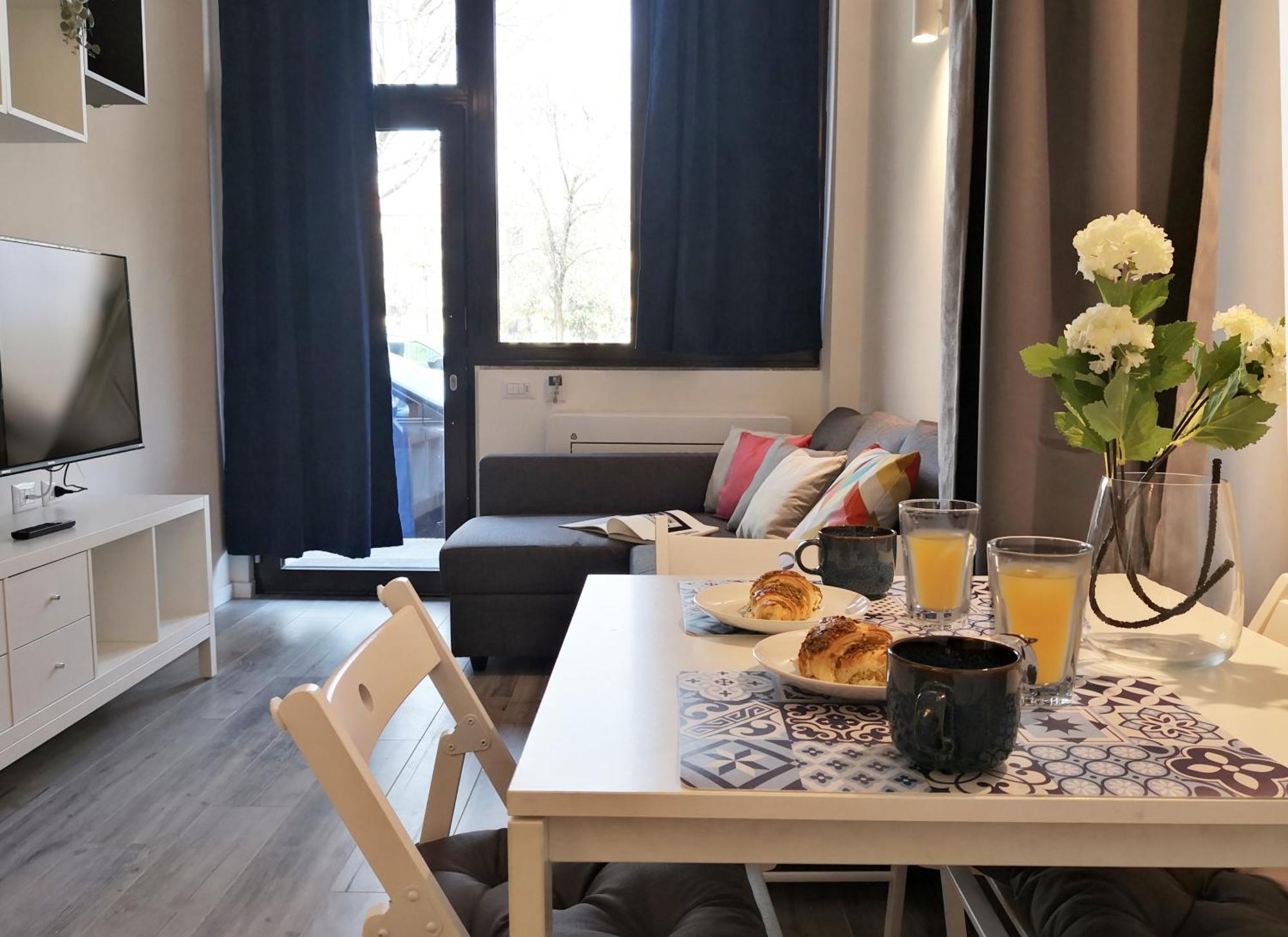 Ihost Apartment - Adriatico 6 ミラノ エクステリア 写真