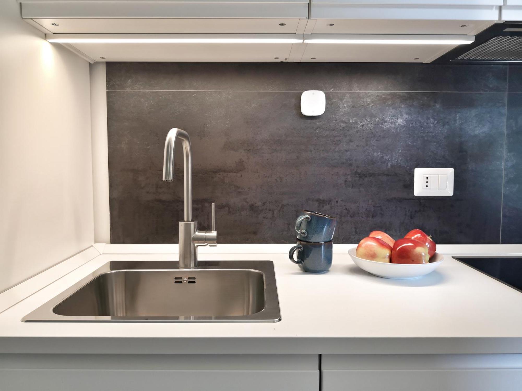 Ihost Apartment - Adriatico 6 ミラノ エクステリア 写真