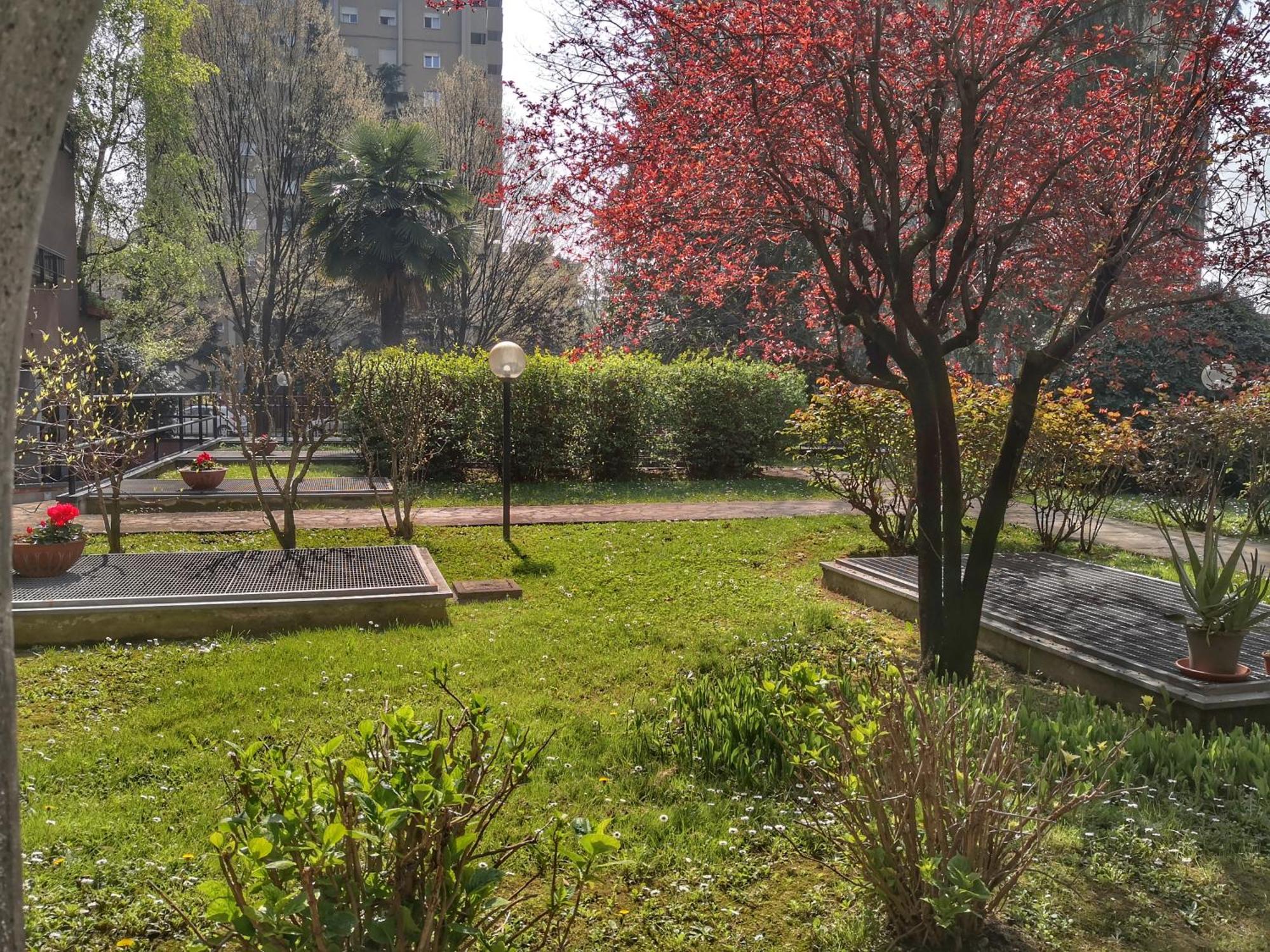Ihost Apartment - Adriatico 6 ミラノ エクステリア 写真